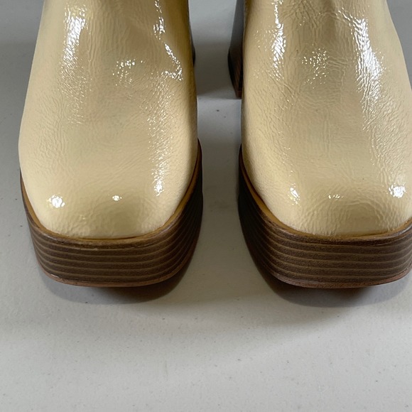 Circus NY by Sam Edelman Womens Stace Eggshell‎ Glossy Chelsea Boots SZ 10 Cream - Picture 10 of 14